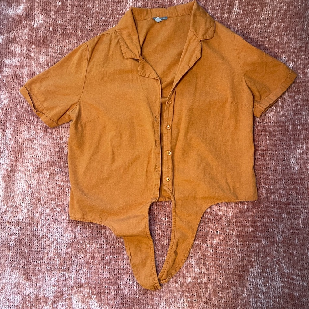 Charlotte Russe Mustard Yellow Short Sleeve Button-Up with Tie Front Detail